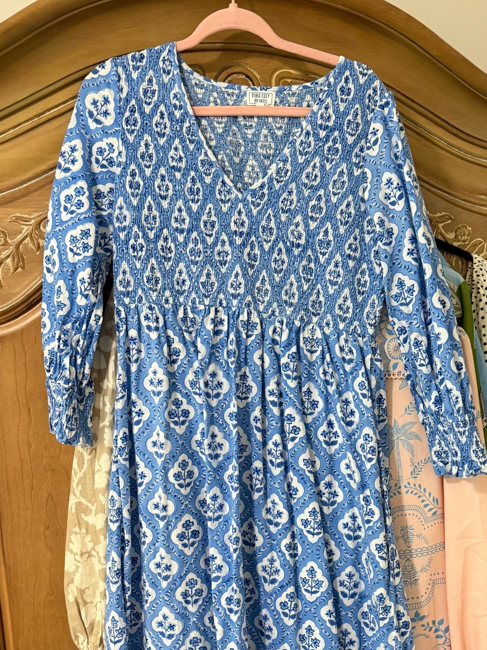 Pink City Prints size L EUC